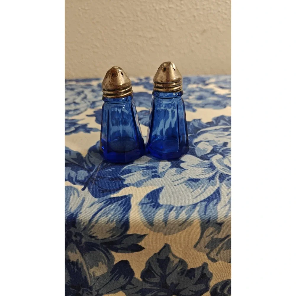 Vintage Hazel Atlas Octagon Cobalt Salt and Pepper Set